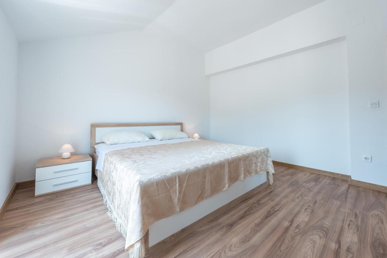 Apartments Lucija Dubrovnik Oda fotoğraf